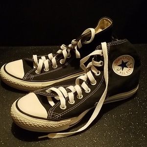Converse Allstar Chuck Taylor size 7 Black